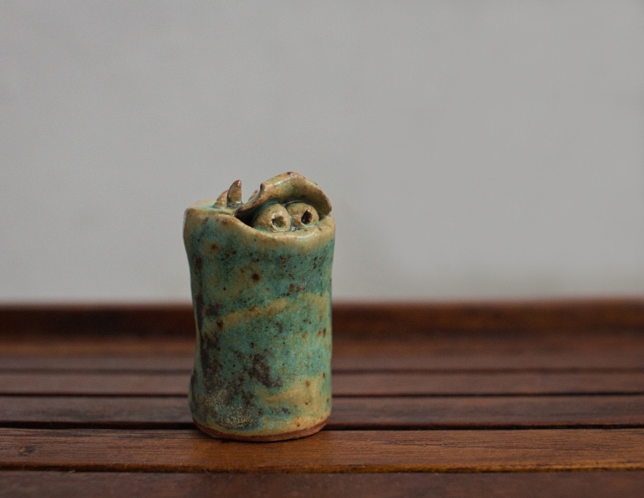Can-eye? the Shy Guy - Ceramic tea pet