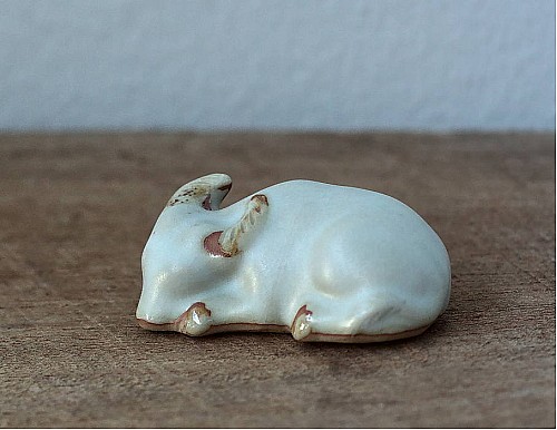 Buffalo Ceramic Tea Pet, Milk Matte Glaze