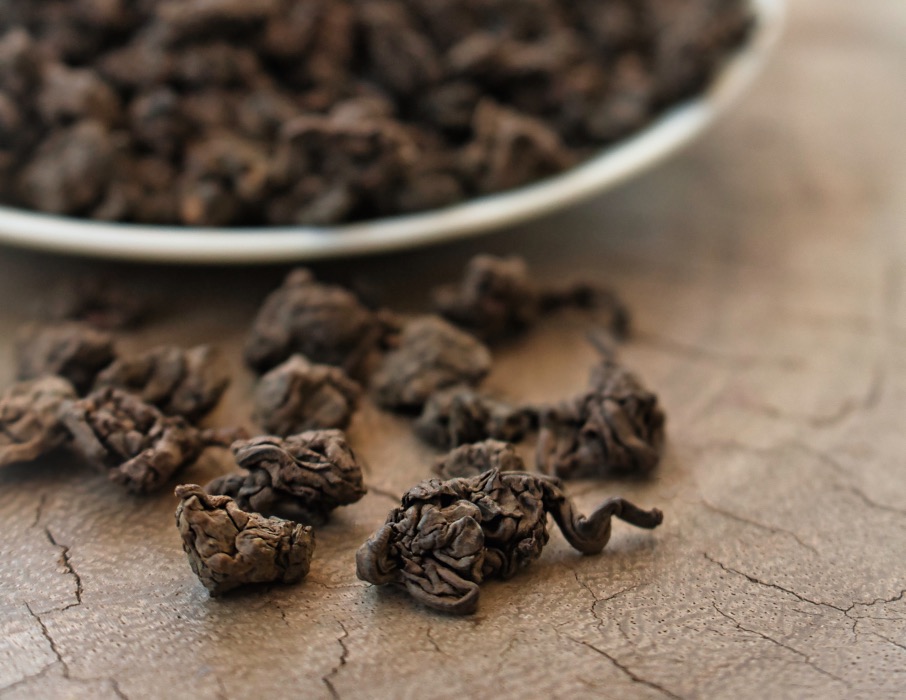 Oolong Tea Dong Ding Roasted on Charcoal